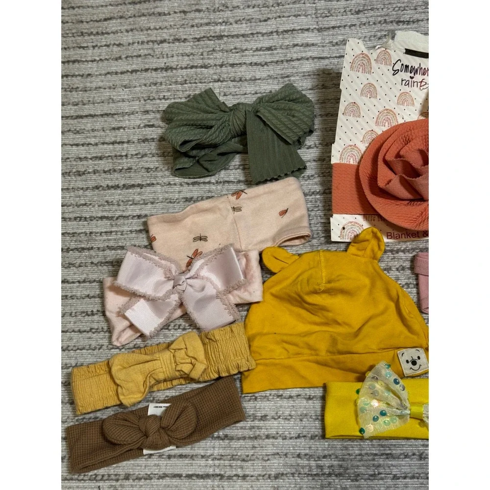 Lot of 16 Baby Girl Headbands Bows Beanie Floral Sequin Knit Hair Accessories